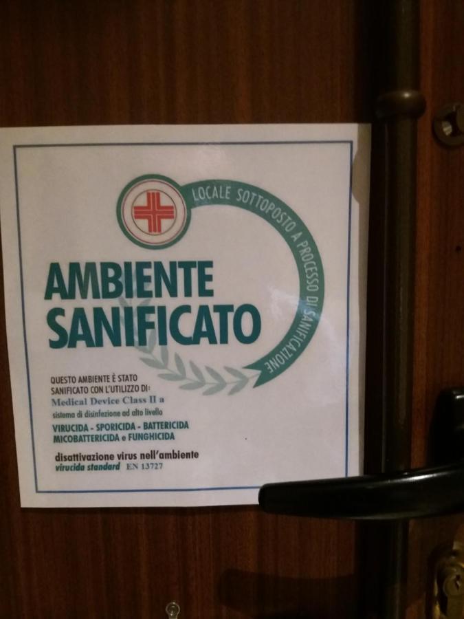 Appartamento Signorile AMBIENTI SANIFICATI con medical device class lla EN 13727 Mesina Exterior foto